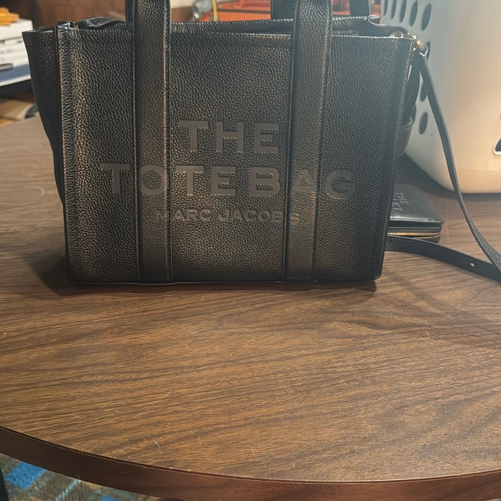 Marc Jacobs Black Leather Crossbody Bag